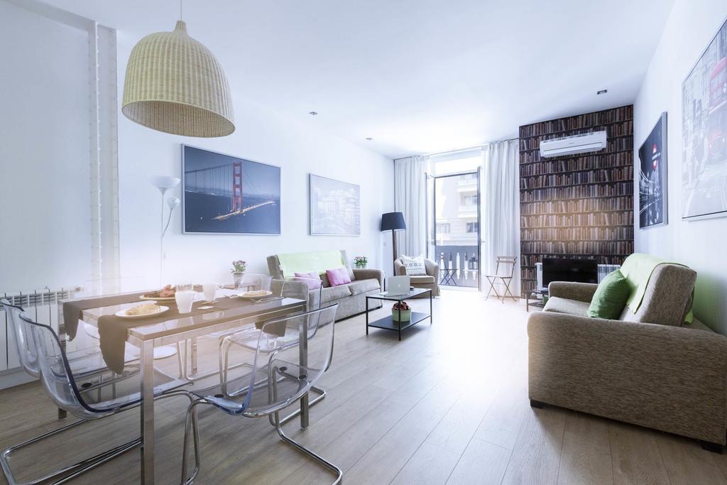 Smartrental Madrid Gran Via Apartments ภายนอก รูปภาพ
